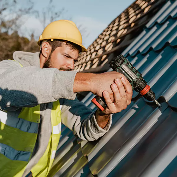 Why Albuquerque Property Owners Choose Albuquerque Roofing Co for Metal Roof Replacement?